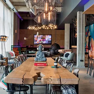 Moxy Sydhavnen Hotel Kopenhagen